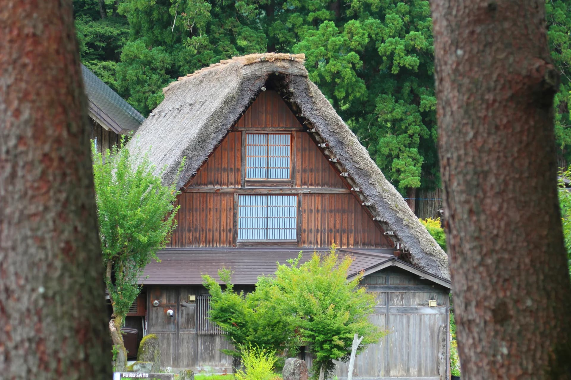 白川郷の合掌造りの家(岐阜県)