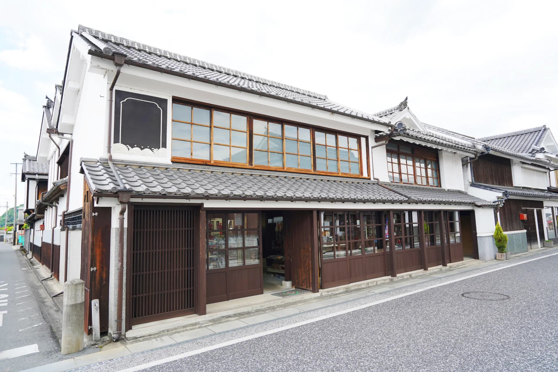 古い町家が並ぶ日田・豆田町の通り(大分県)