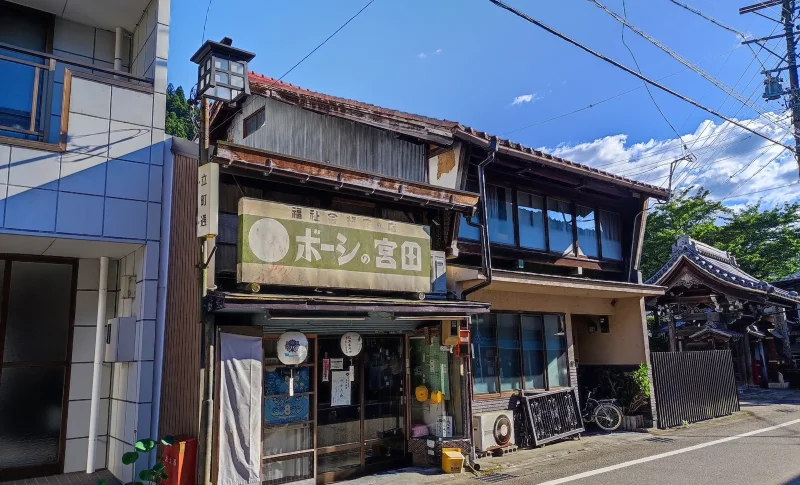 夏の郡上八幡の街並み⑥